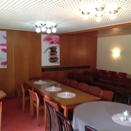 Martina فندق باد سودين أليندورف